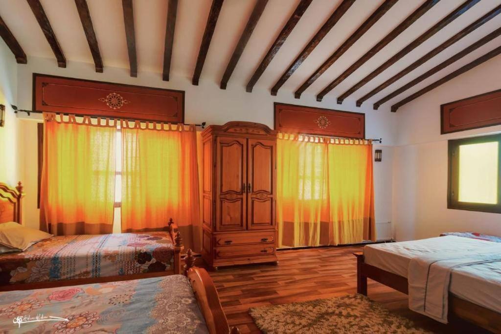 Dar Casa Plasa Grande Šafšawán Exteriér fotografie