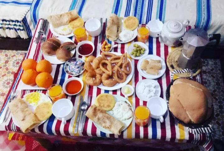 Dar Casa Plasa Grande Šafšawán Exteriér fotografie